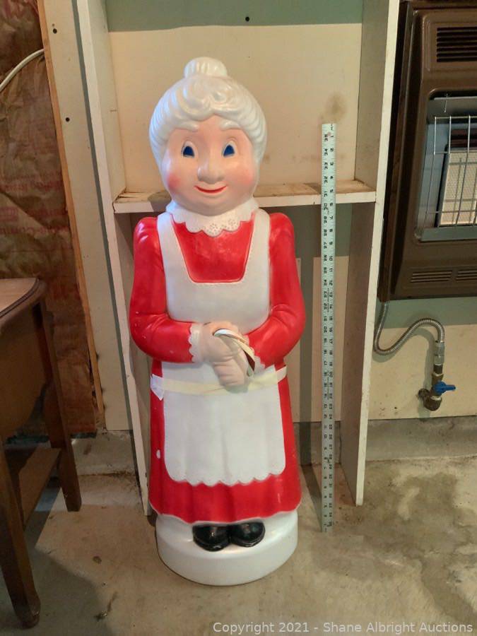 Blow mold popular Mrs. Claus