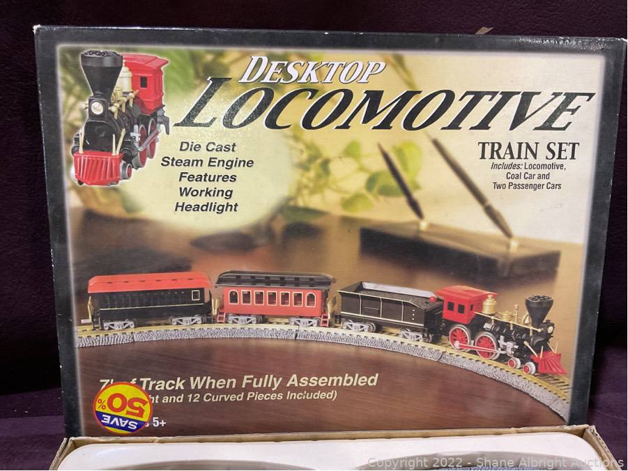 desktop train set