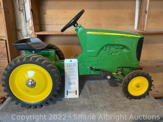 John deere 8520 sales pedal tractor