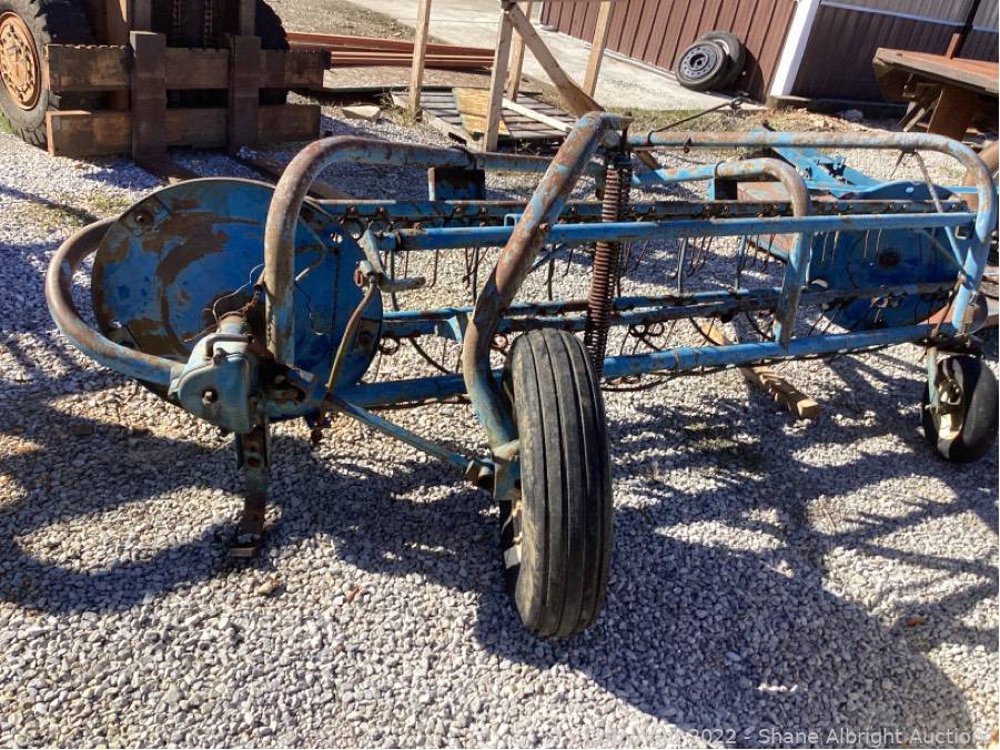 Trailers Online Auctions - 15 Lots