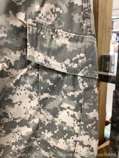 Sold at Auction: US ARMY ACU DIGITAL CAMO UNIFORM LOT